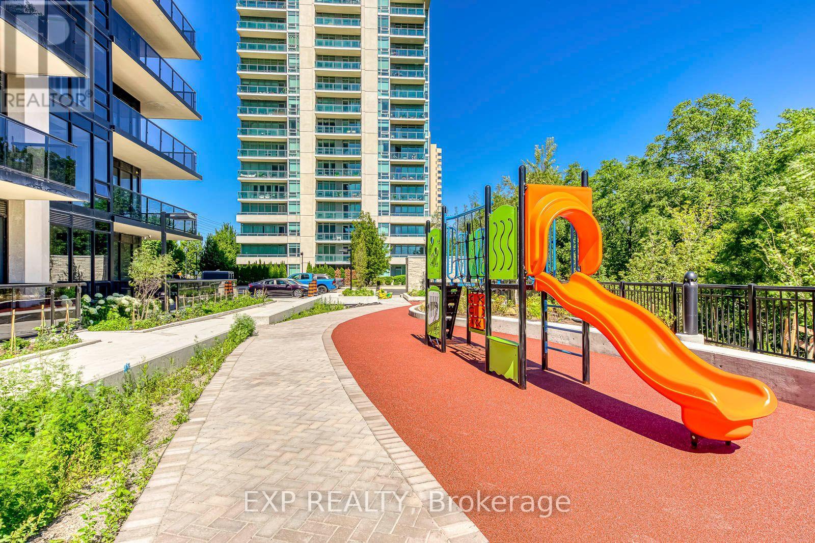 #1605 1035 SOUTHDOWN ROAD - 33