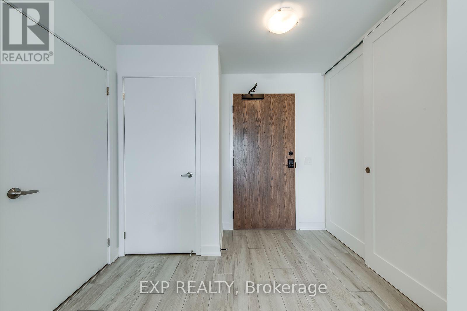 #1605 1035 SOUTHDOWN ROAD - 6