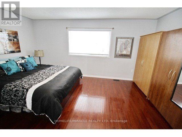 3157 BENTLEY DRIVE - 16