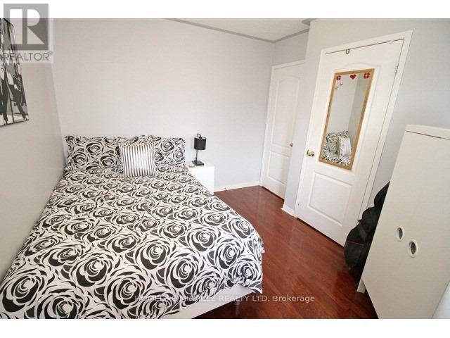 3157 BENTLEY DRIVE - 24