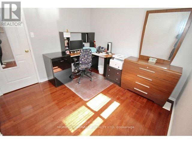 3157 BENTLEY DRIVE - 25