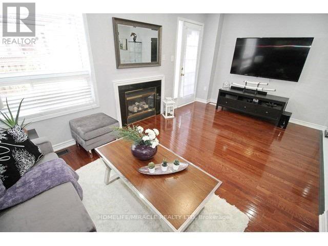 3157 BENTLEY DRIVE - 4