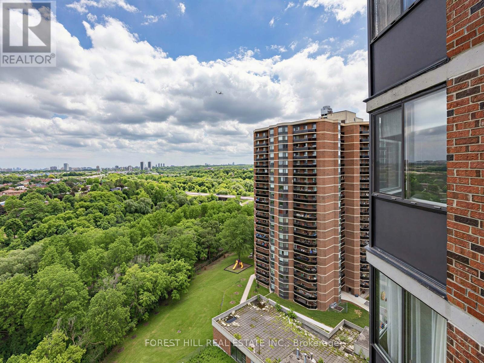 #1812 236 ALBION ROAD - 19