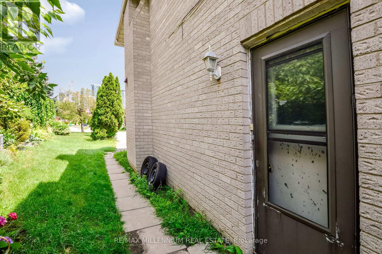 651 SHETANI PLACE - 28