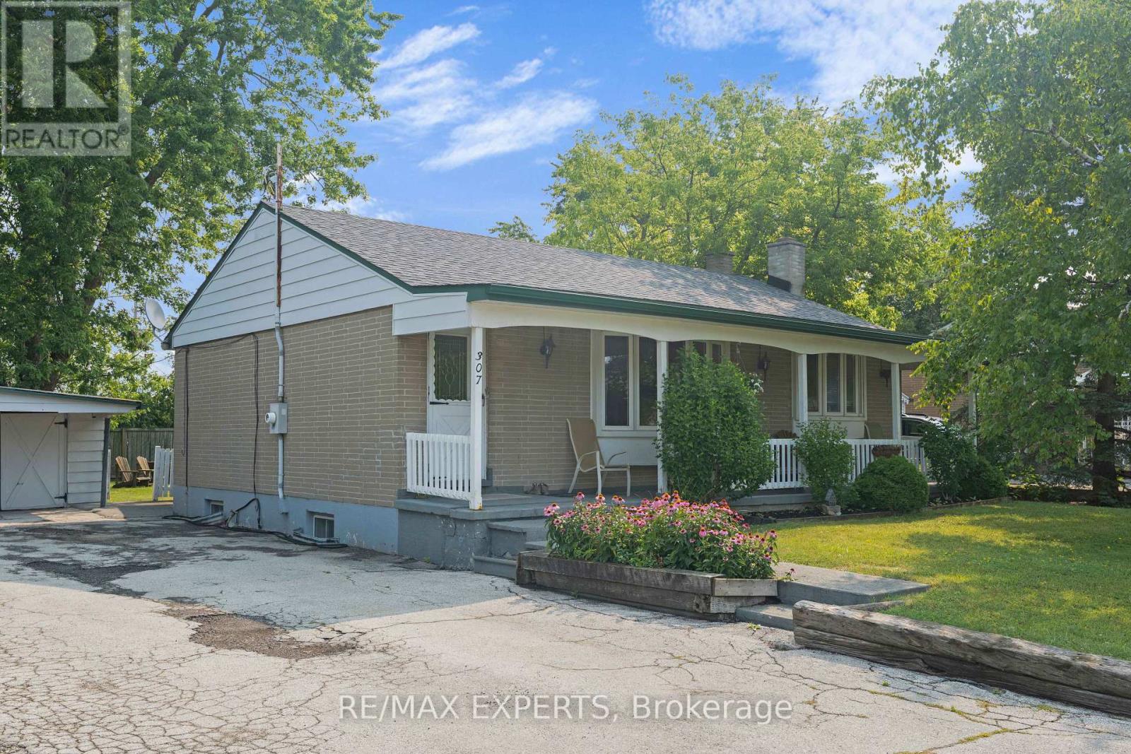307 PEARL STREET - 1