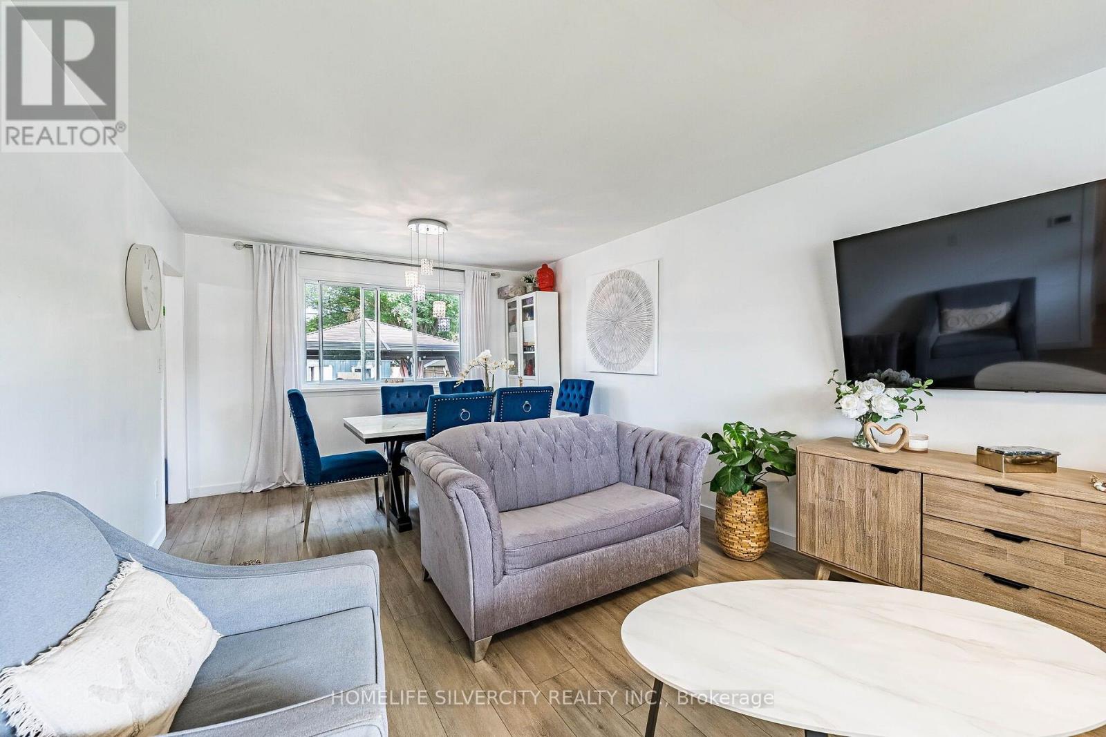 404 ANDREW STREET - 10