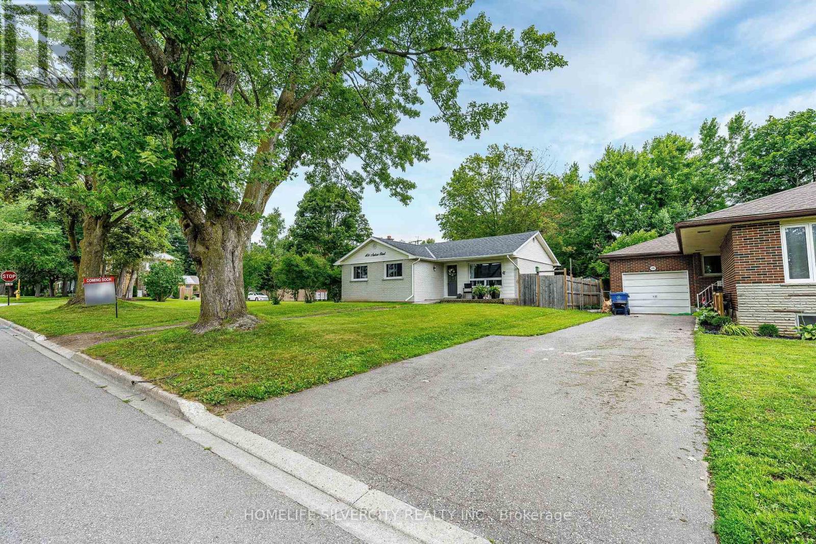 404 ANDREW STREET - 2