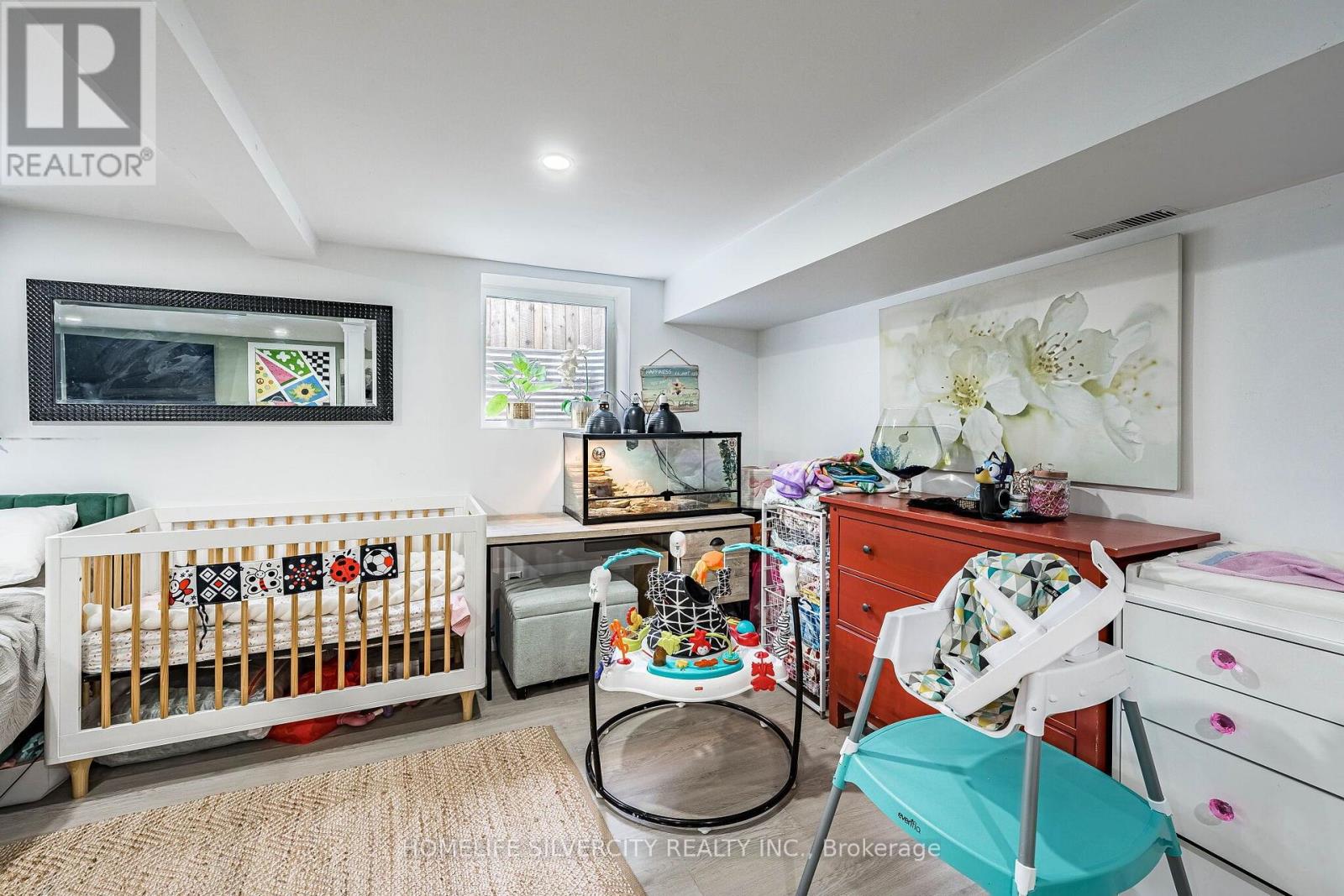 404 ANDREW STREET - 33