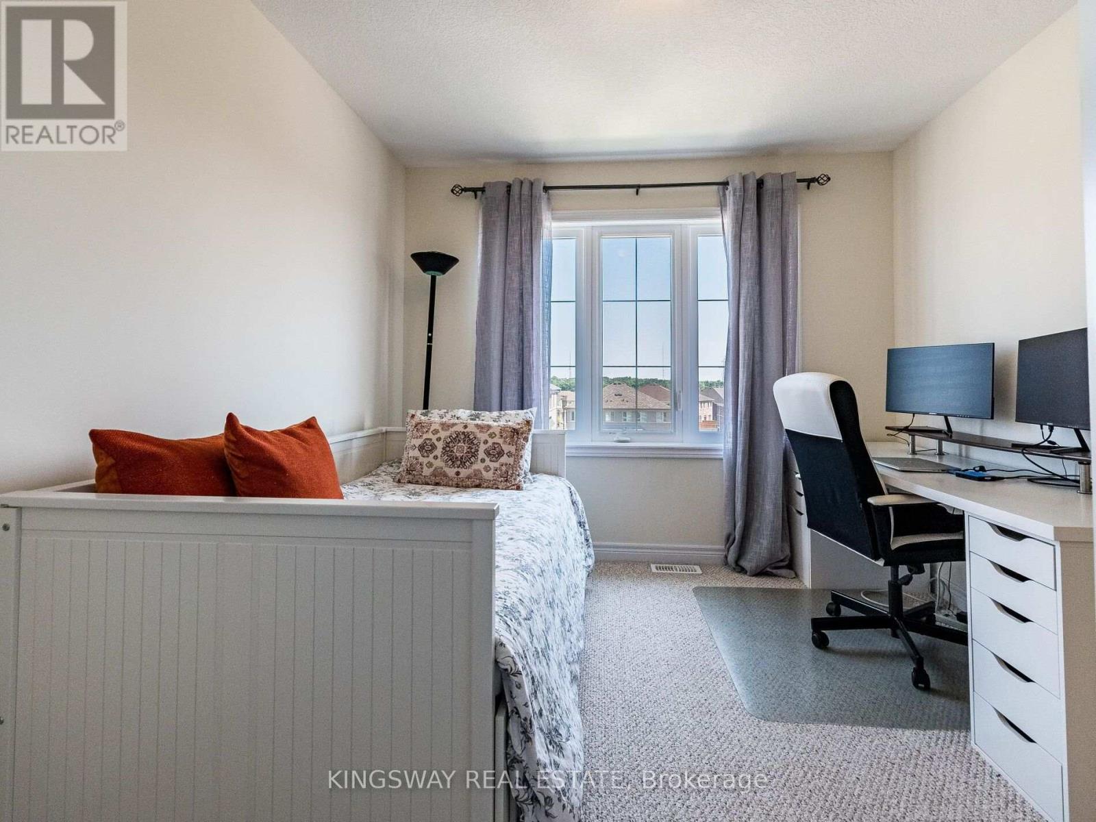 279 SKINNER ROAD N - Image 17