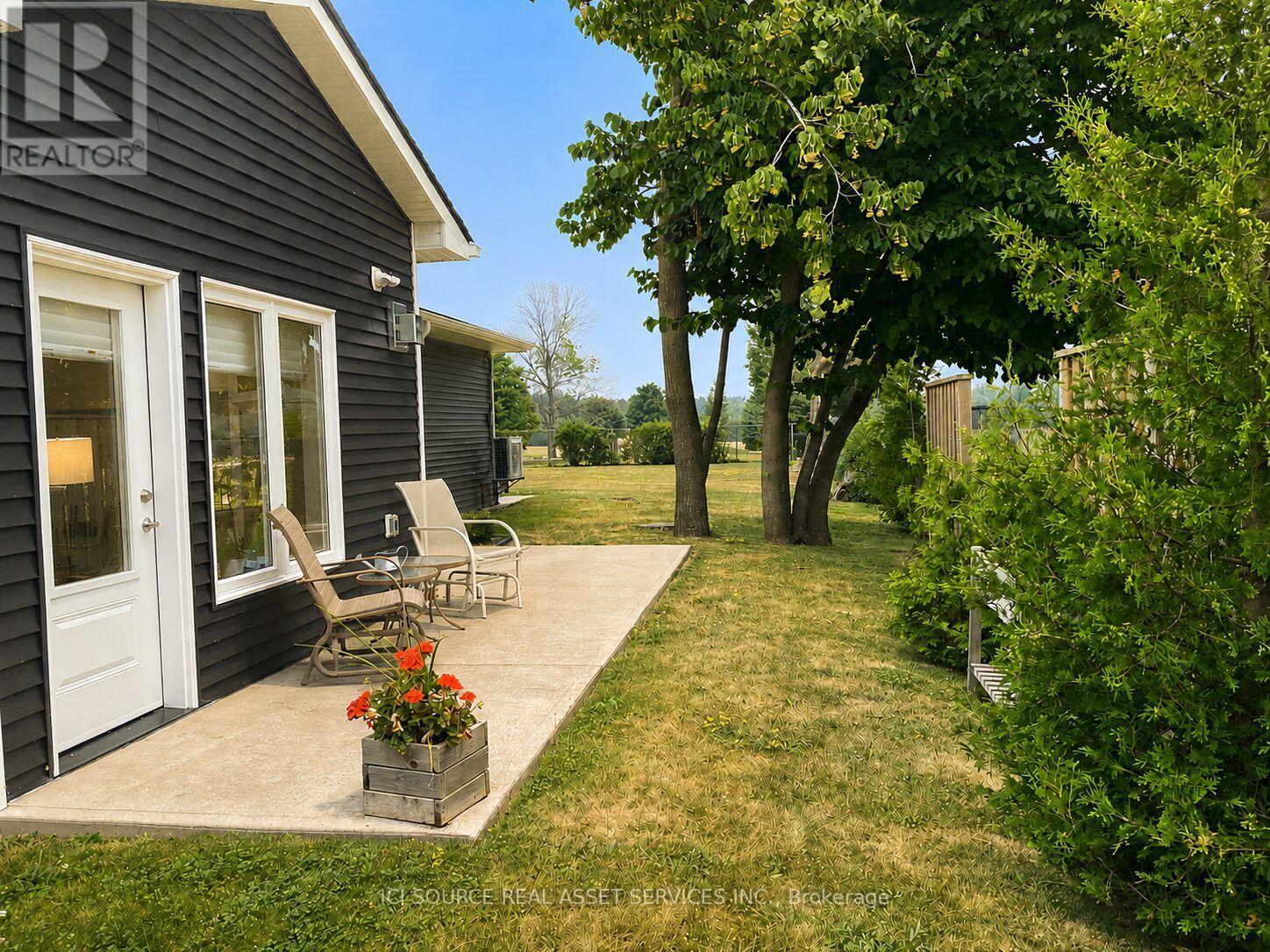 #24 2380 9TH AVENUE E - 18