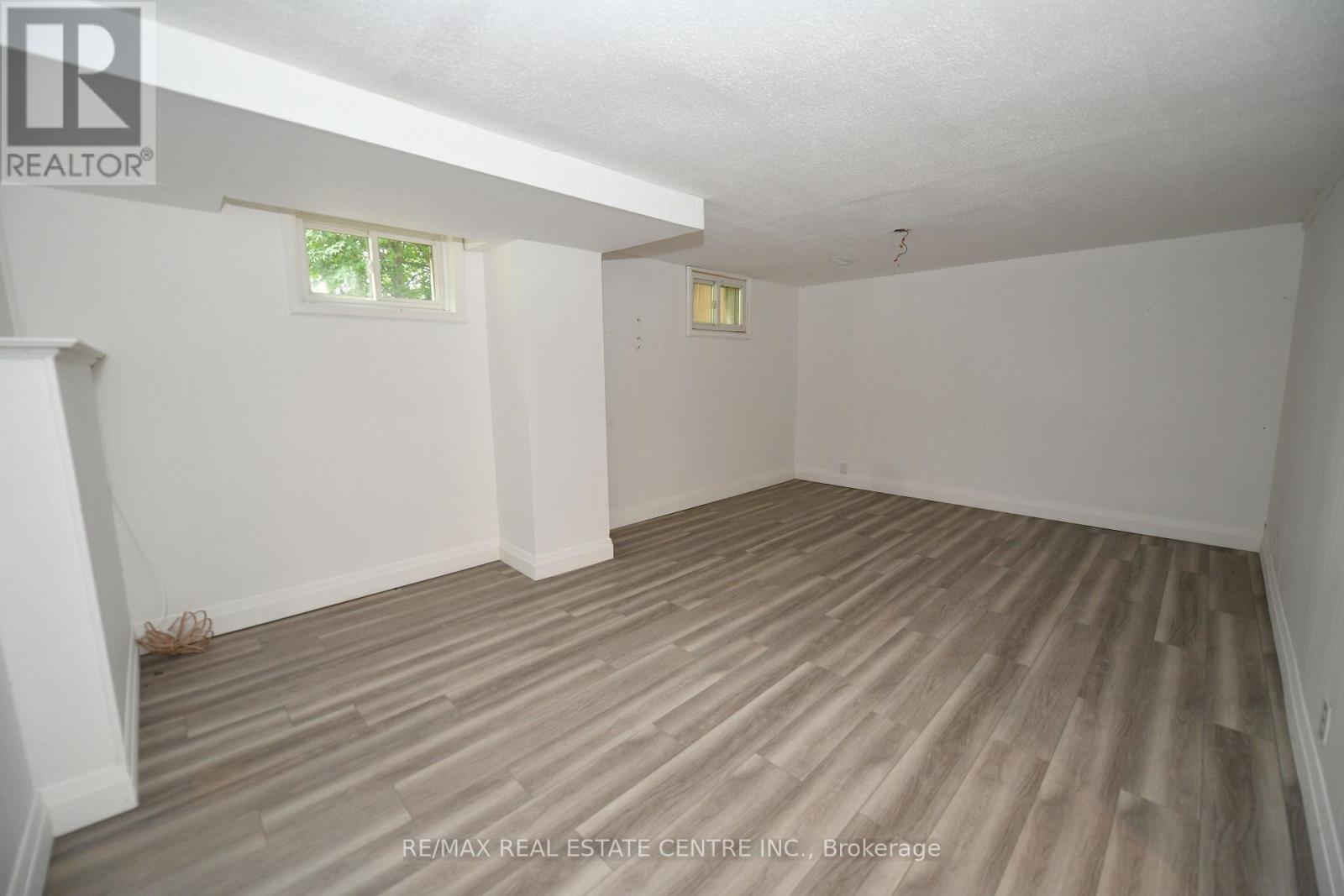 15 MILLER DRIVE - 18