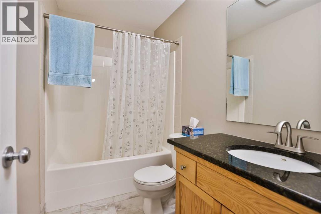 #16 720 Heritage Boulevard W - 15