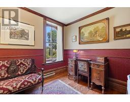 Kitchen - 702 Dollard Street, Casselman, ON K0A1M0 Photo 9