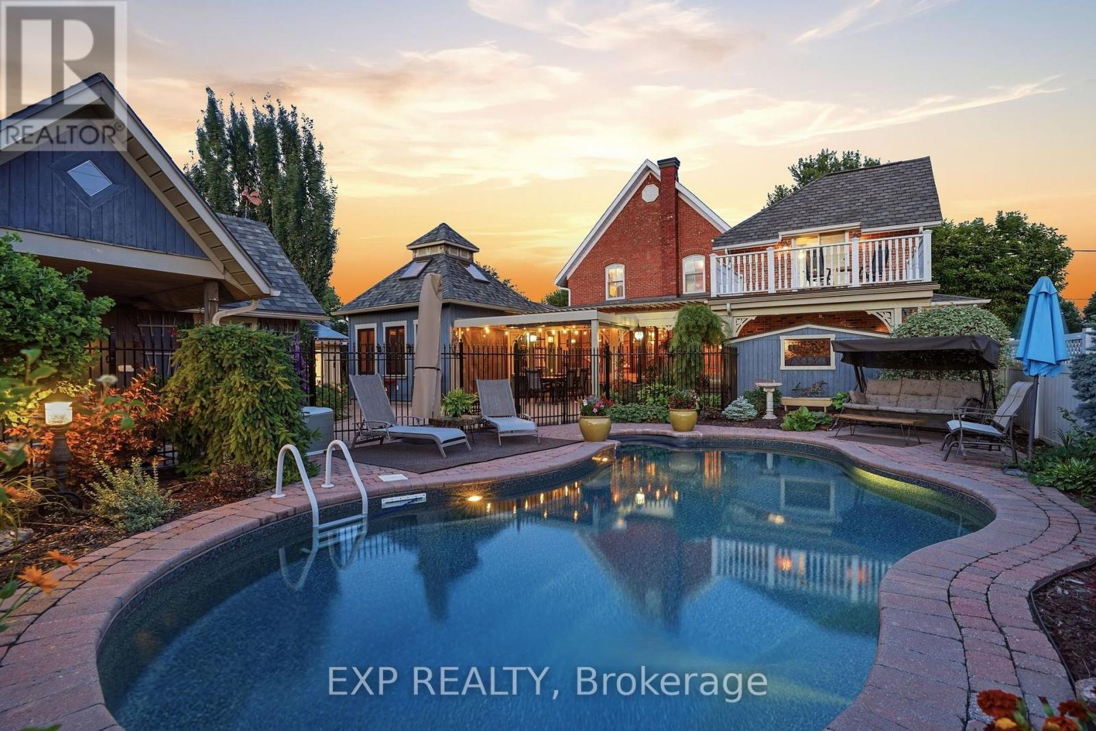 702 DOLLARD STREET - 41