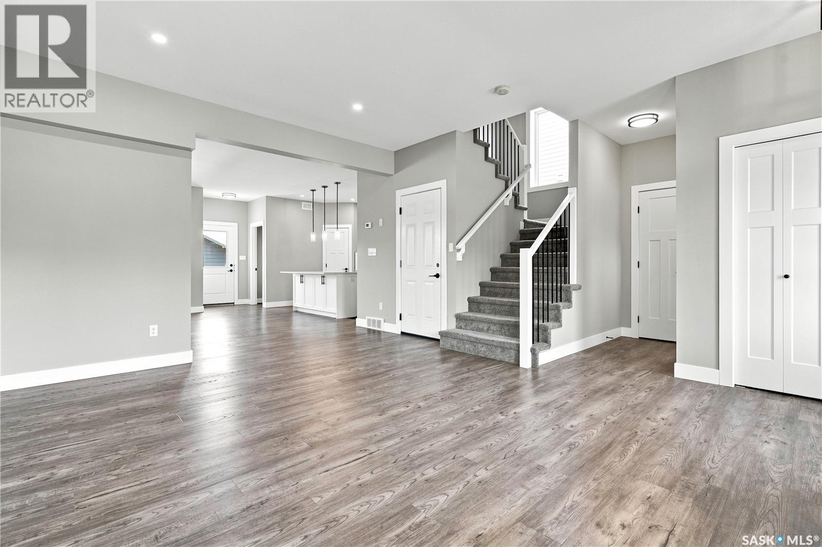 247 Thakur STREET - 14