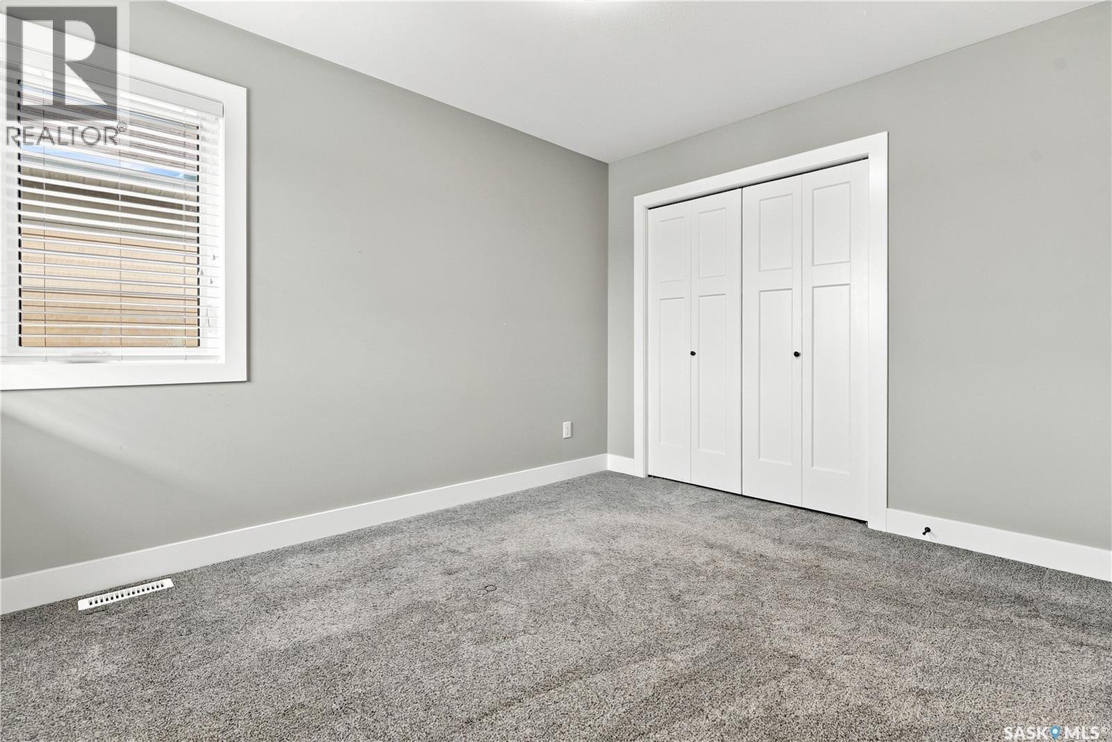 247 Thakur STREET - 24