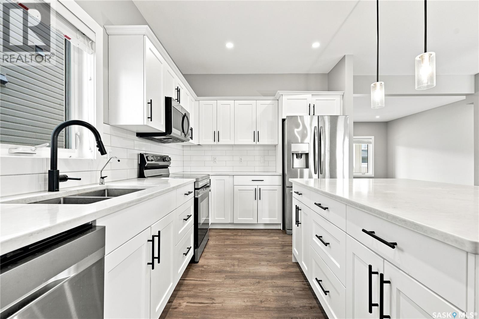 247 Thakur STREET - 9