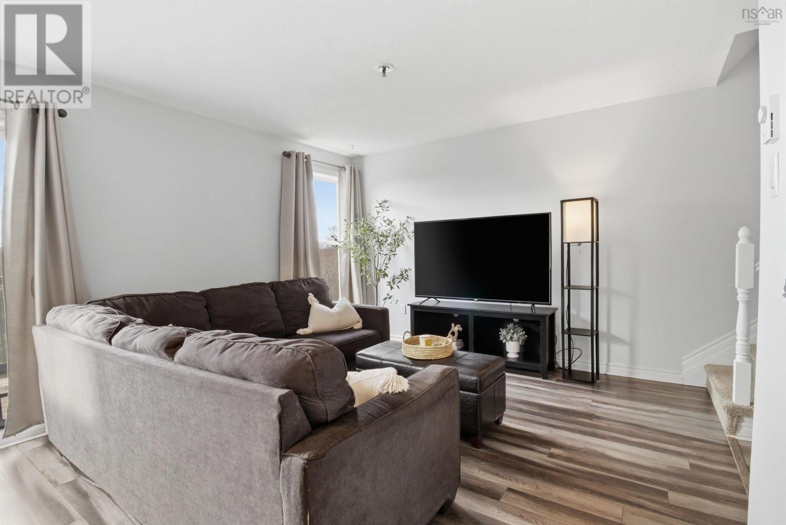 215 75 Collins Grove, Dartmouth — photo 3