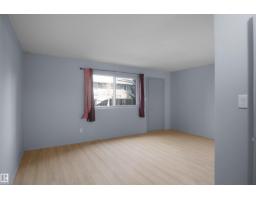Bedroom 4 - 887 Abbottsfield Rd Nw, Edmonton, AB T5W4R4 Photo 7