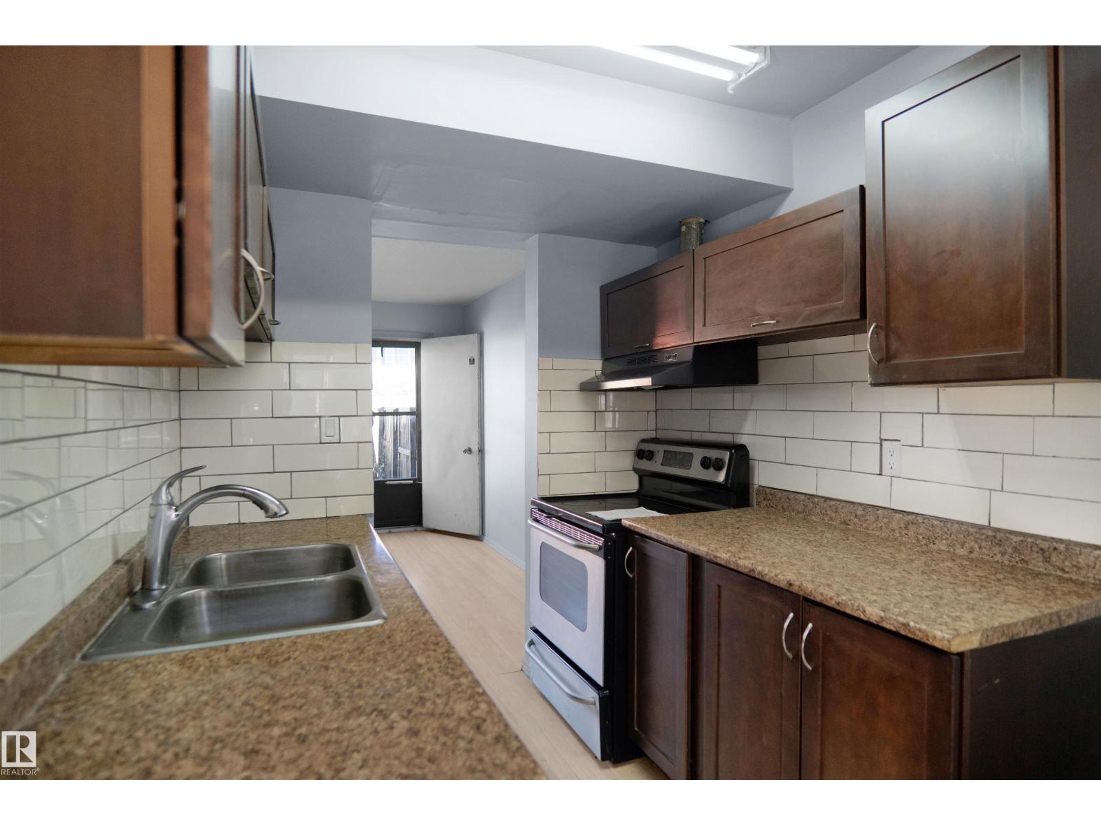 887 ABBOTTSFIELD RD NW - Image 10