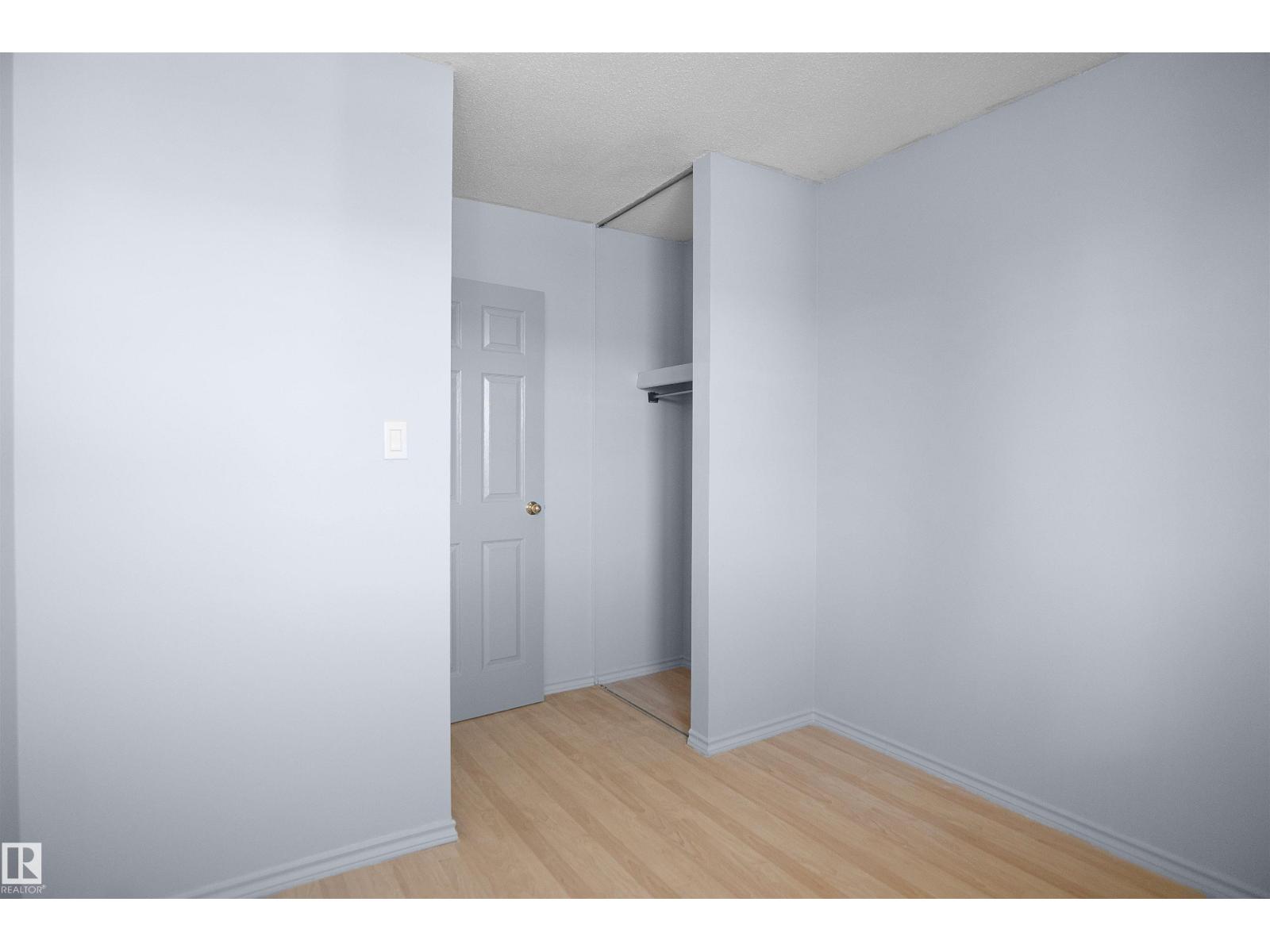 887 ABBOTTSFIELD RD NW - 22