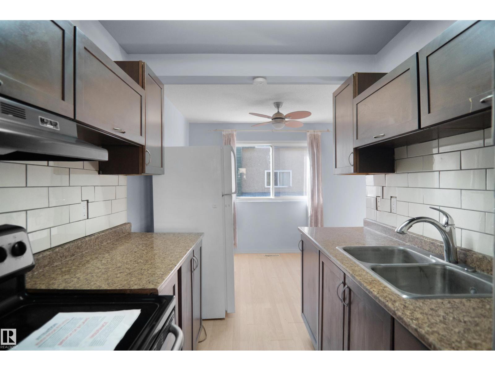 887 ABBOTTSFIELD RD NW - Image 9