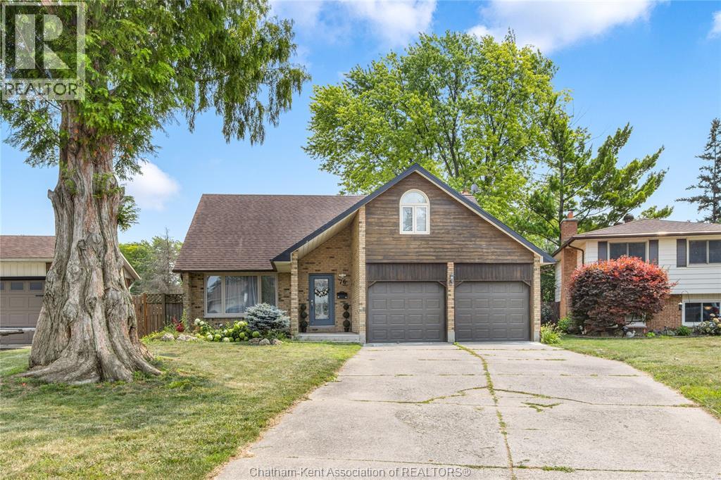 76 PAMELA CRESCENT - 1