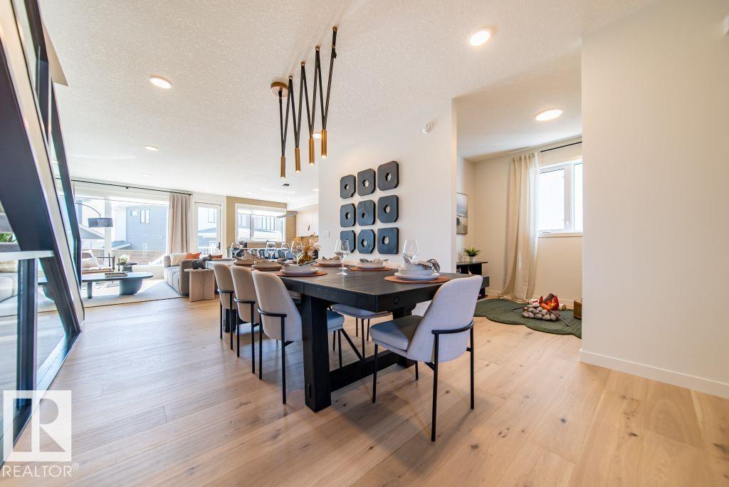 14 Devonshire DR, Hillshire, Sherwood Park photo 2