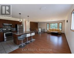2670 South Sparrow Lake Road, Severn, ON P0E1N0 Photo 14