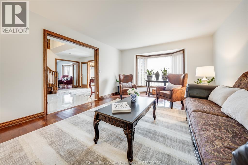 507 BIRKDALE COURT - 11