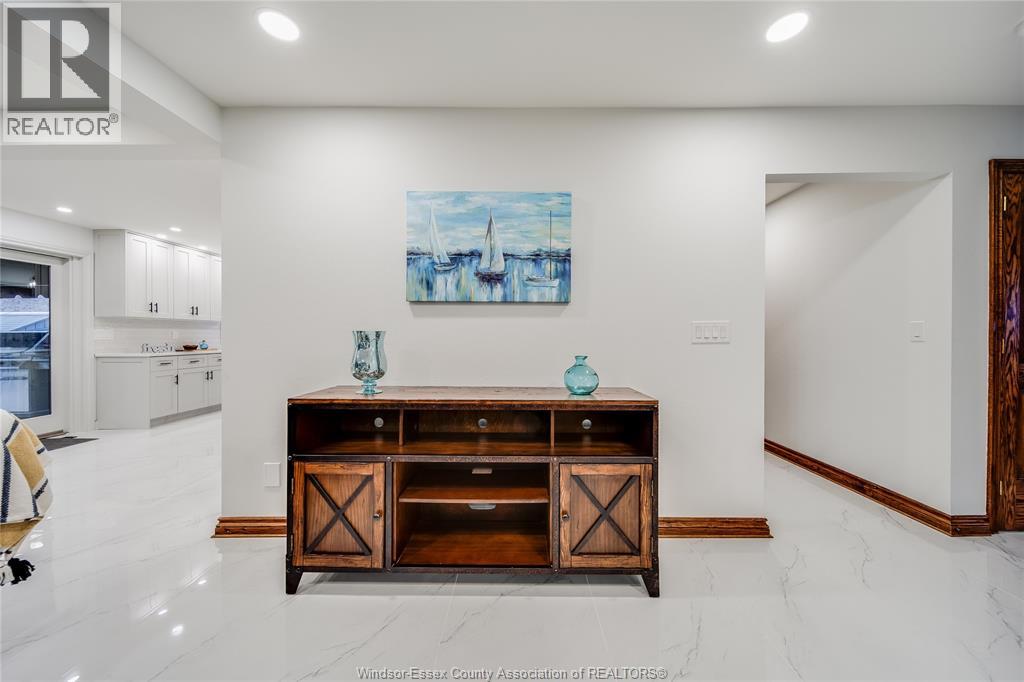 507 BIRKDALE COURT - 16