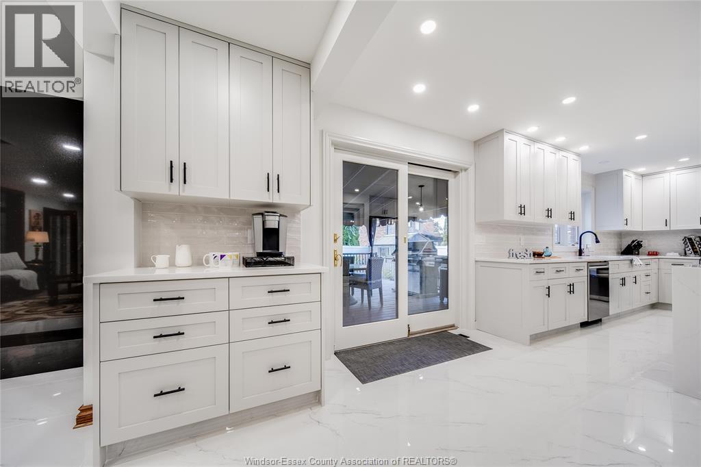 507 BIRKDALE COURT - 21