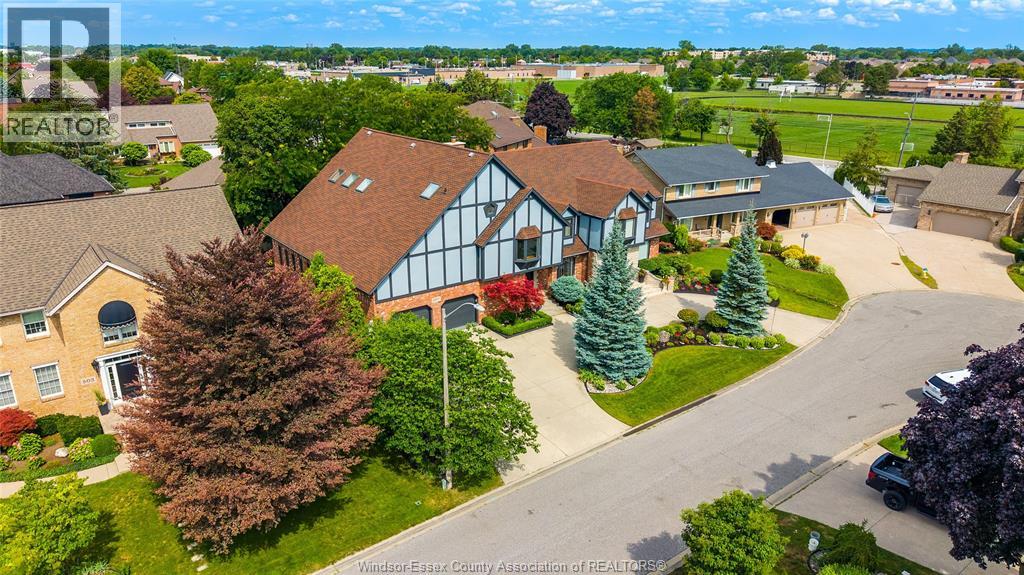 507 BIRKDALE COURT - 4