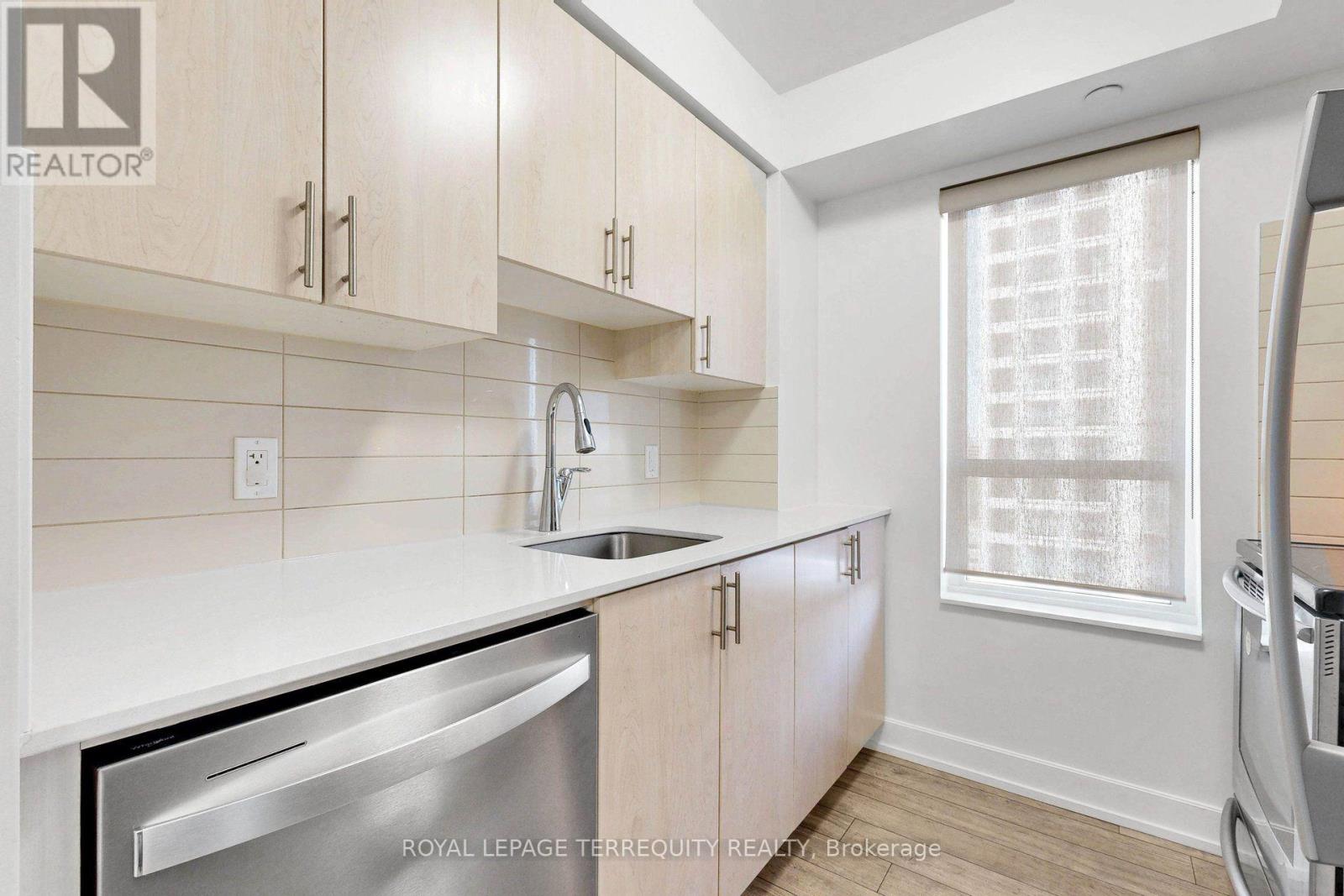 #1322 2 EVA ROAD - Image 17