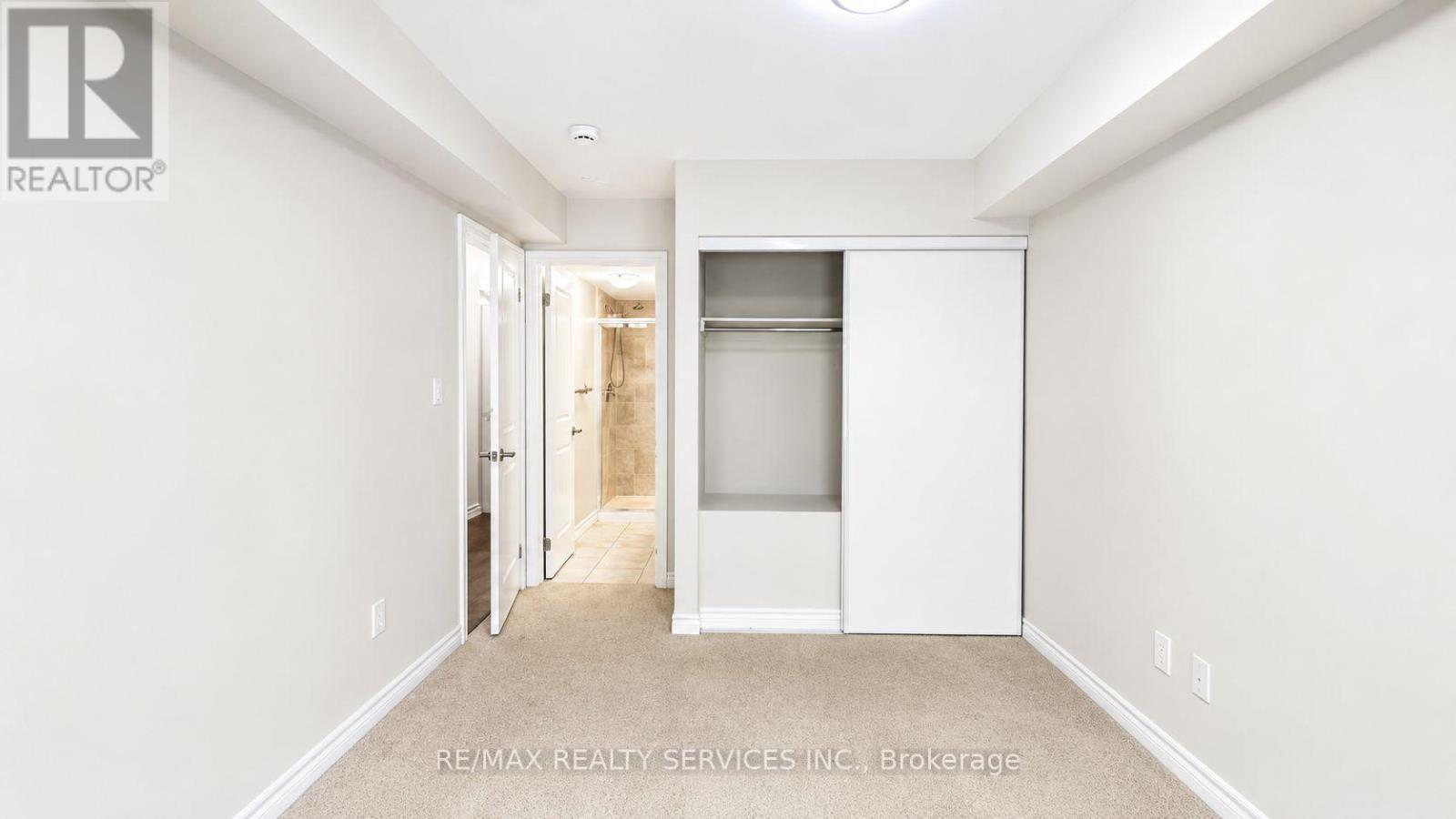 #4 2205 LILLYKIN STREET - 18