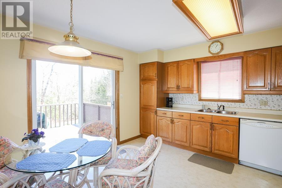 56 Prince Charles CRES - 14