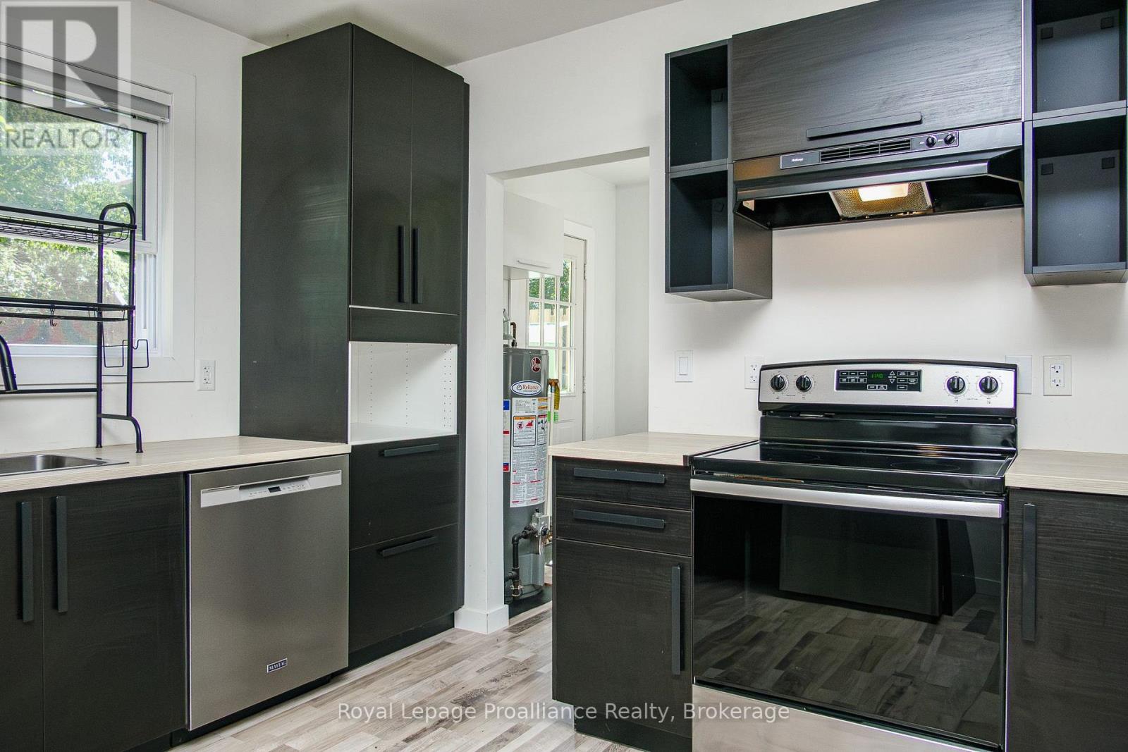 45 VALLEYVIEW CRESCENT - 20