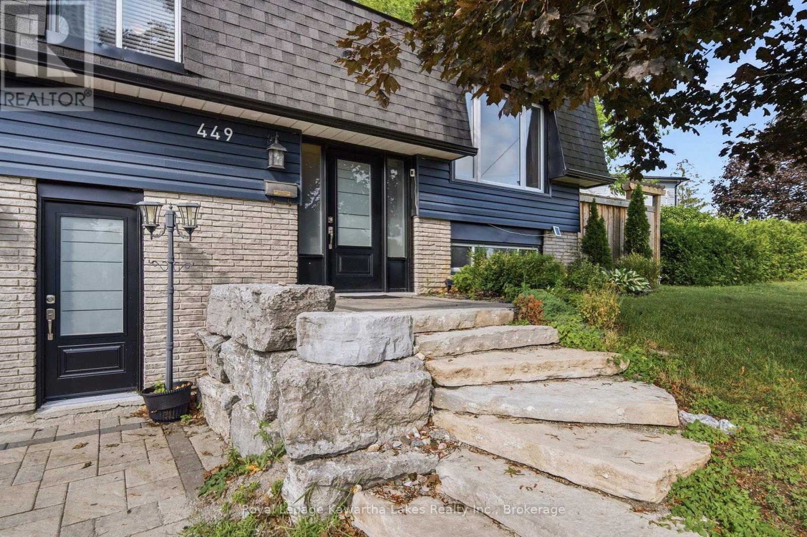 449 WILLIAM STREET N - 10