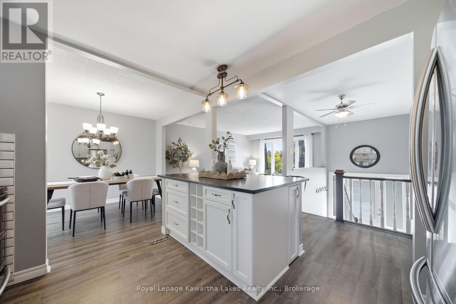 449 WILLIAM STREET N - 19