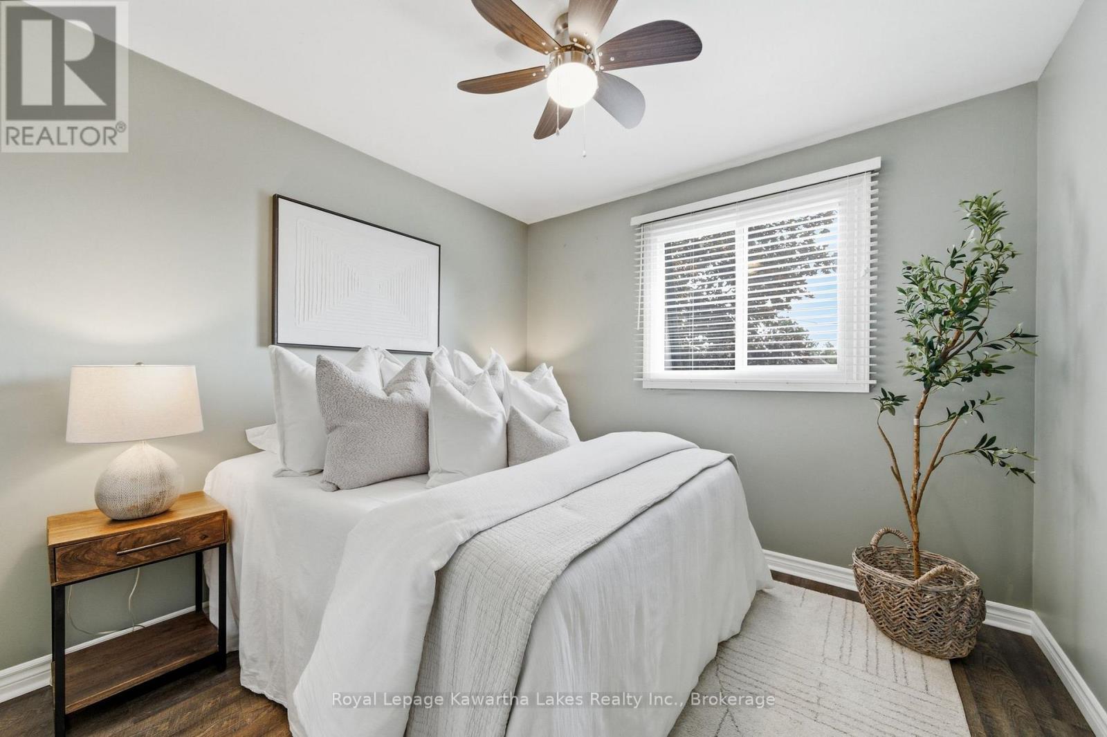 449 WILLIAM STREET N - 29