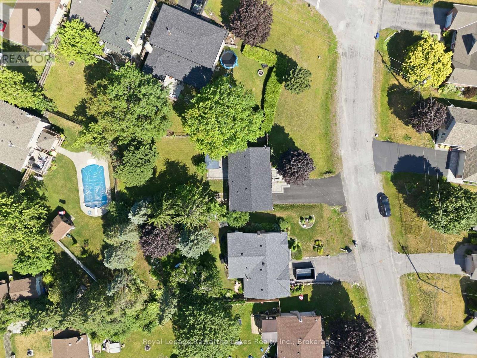 449 WILLIAM STREET N - 4