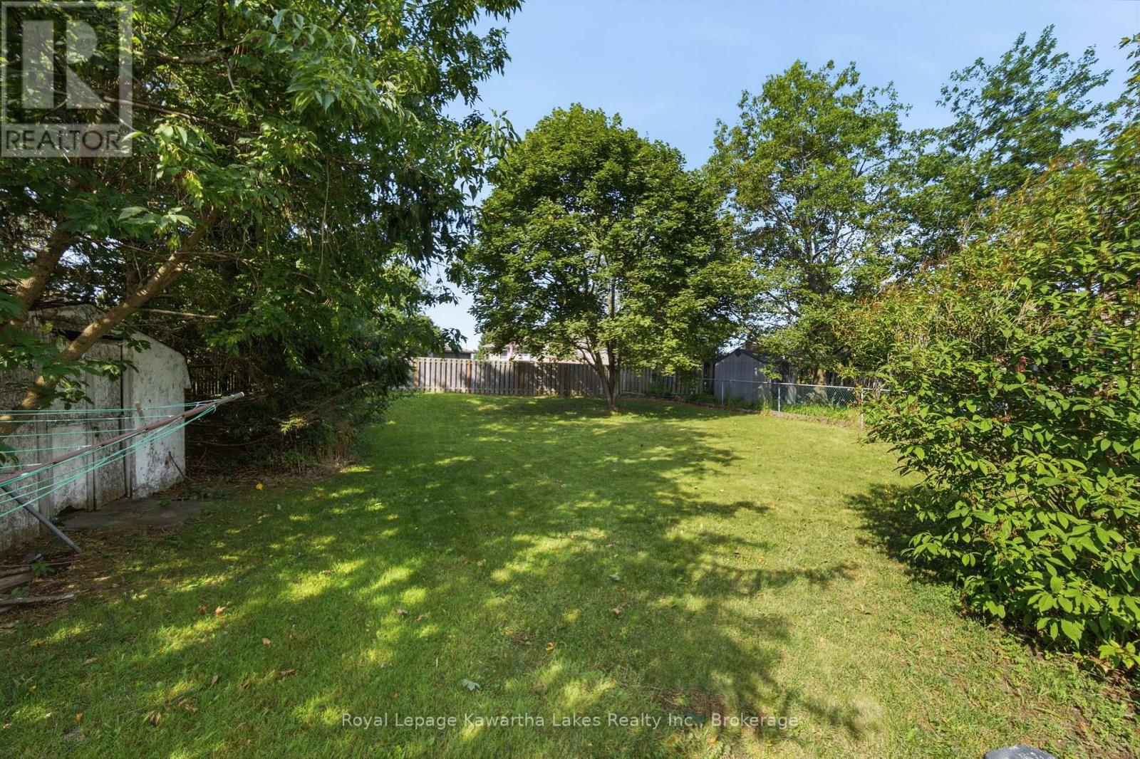 449 WILLIAM STREET N - 47