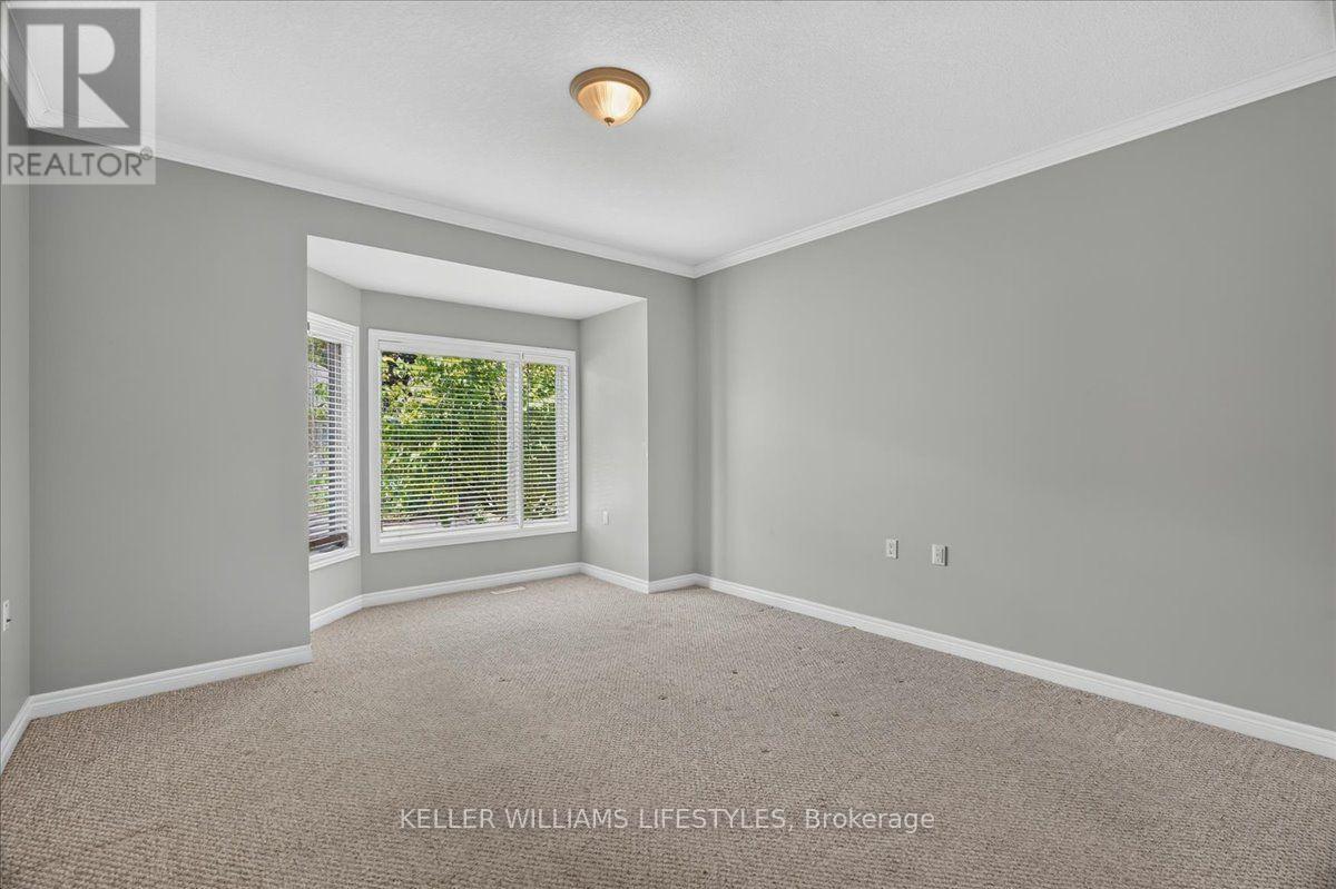 #20 1574 RICHMOND STREET - 22