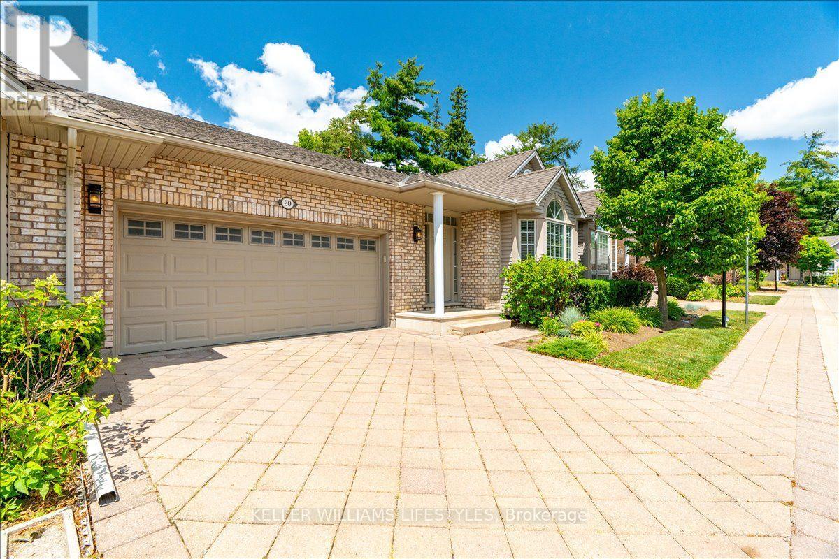 #20 1574 RICHMOND STREET - 3