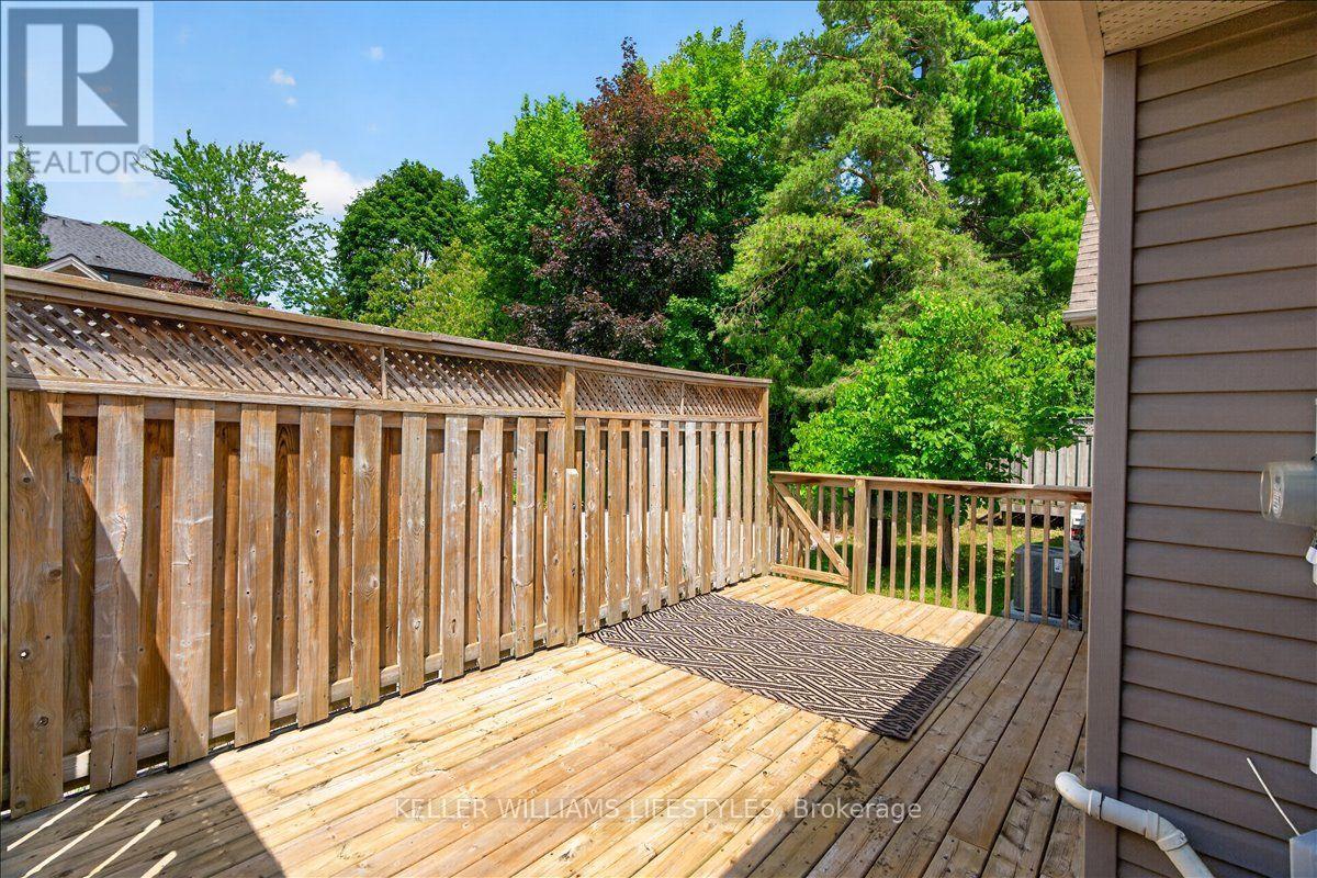 #20 1574 RICHMOND STREET - 37