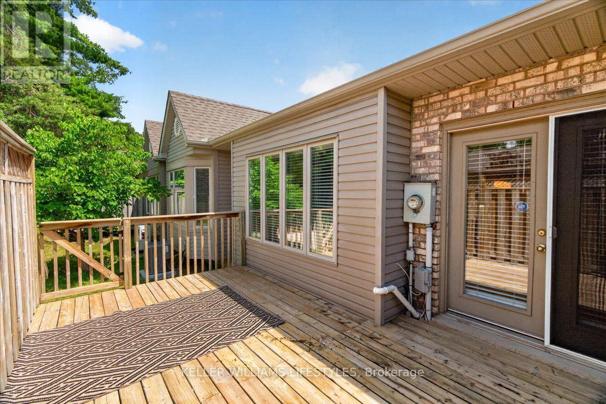 #20 1574 RICHMOND STREET - 38
