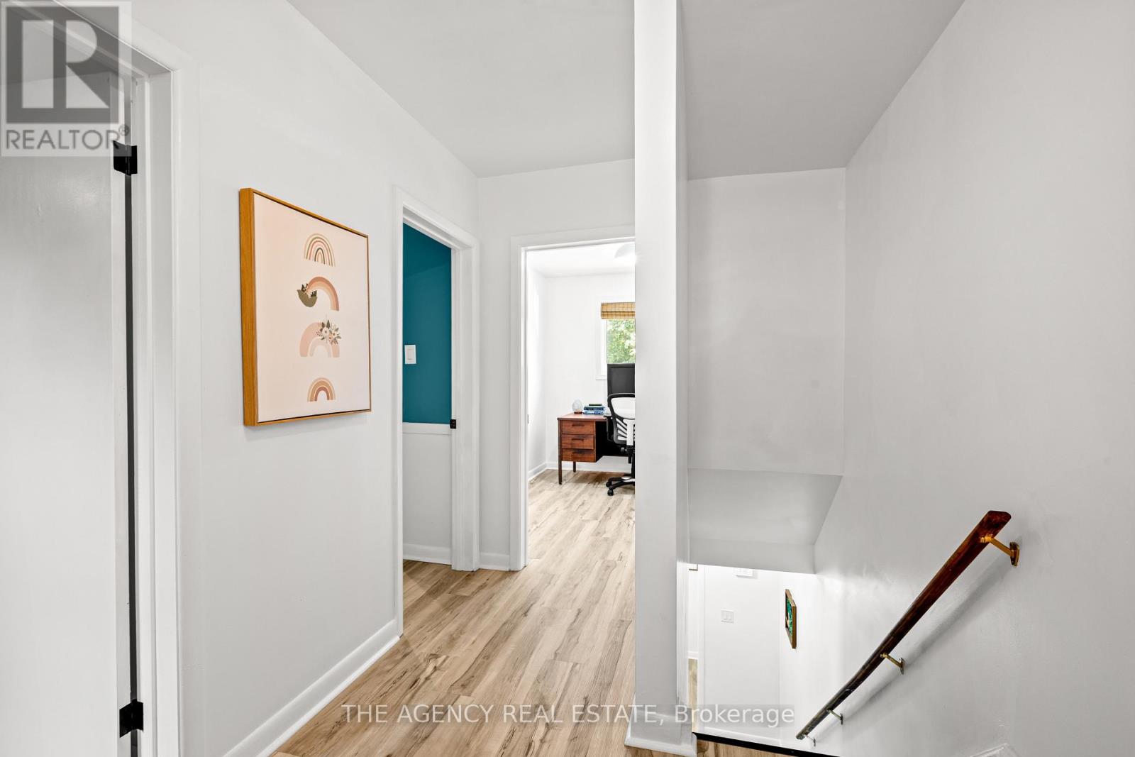 86 HAWKESBURY AVENUE - 13