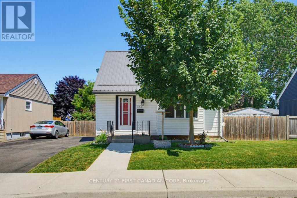 3 PARKSIDE DRIVE - 3
