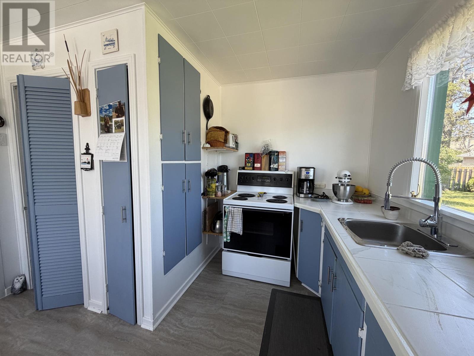 39 Laurier AVE, Terrace Bay — photo 3