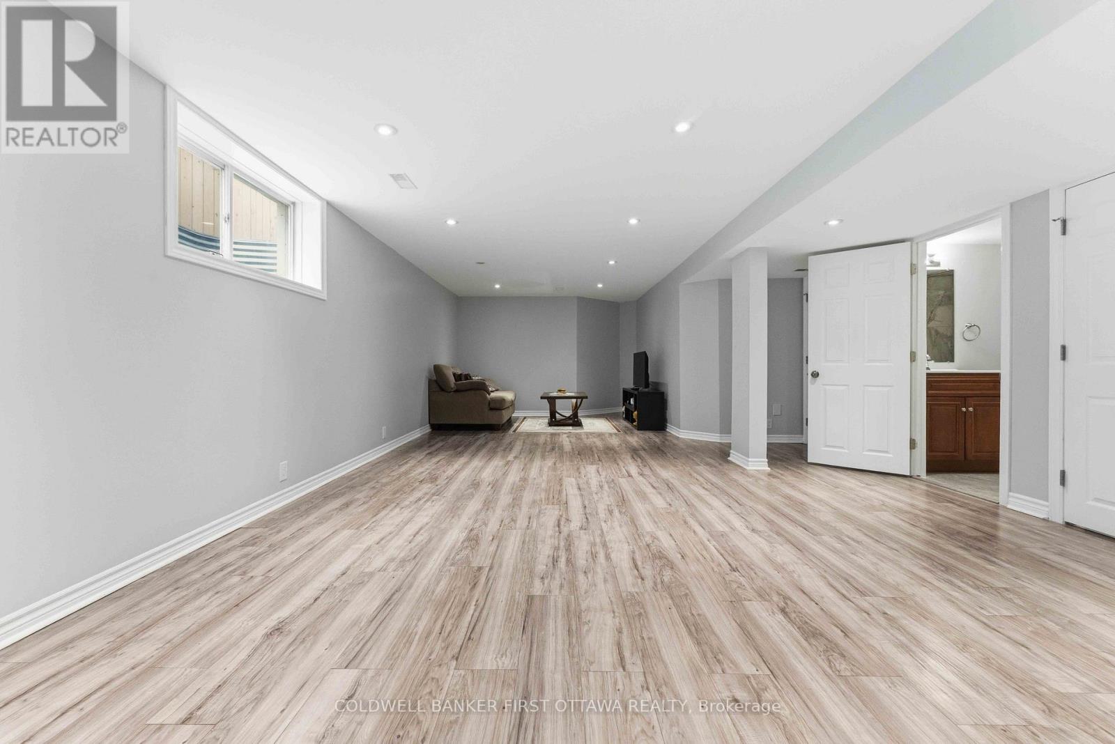 150 STRATHCARRON CRESCENT - Image 34